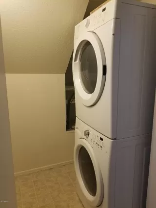 Photo #5: 6146488 Listing