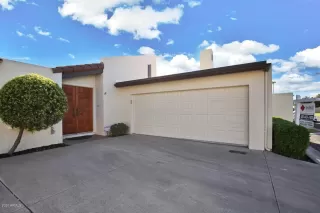 Photo #2: 6146512 Listing