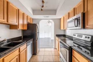 Photo #5: 6146642 Listing