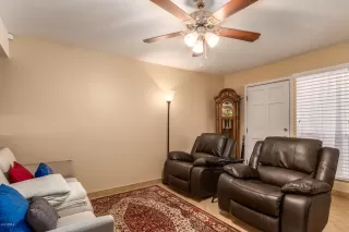 Photo #4: 6146870 Listing