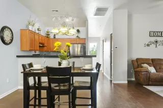 Photo #2: 6146963 Listing