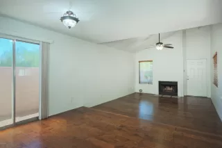 Photo #3: 6147131 Listing