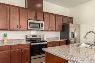 Photo #4: 6147136 Listing