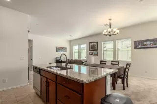 Photo #5: 6147136 Listing