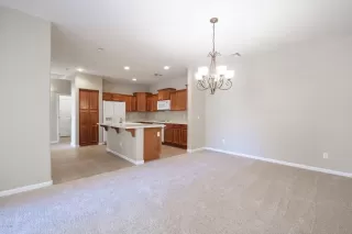 Photo #2: 6147410 Listing 