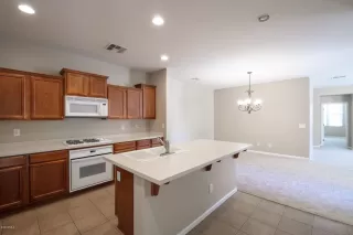 Photo #4: 6147410 Listing 