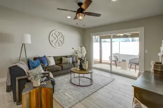 Photo #2: 6147419 Listing