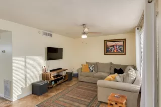 Photo #2: 6147555 Listing