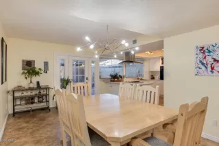 Photo #5: 6147555 Listing