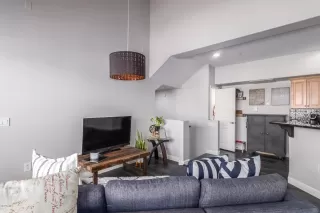 Photo #3: 6147655 Listing