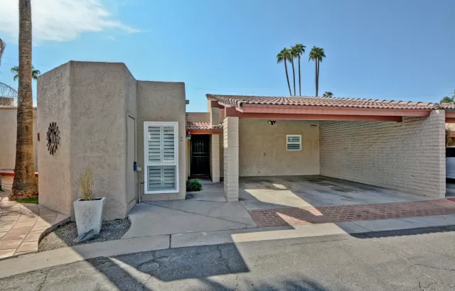 MLS: 6147714 Condo For Sale