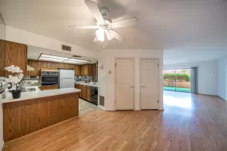 Photo #2: 6147782 Listing