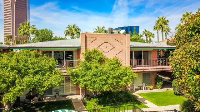 MLS: 6147898 Condo For Sale