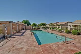 Photo #5: 6147912 Listing