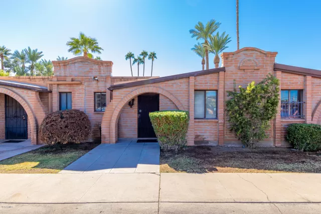 MLS: 6147947 Condo For Sale