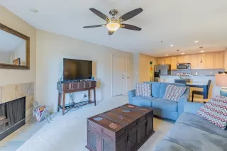 Photo #4: 6147992 Listing