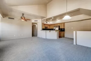 Photo #4: 6147997 Listing