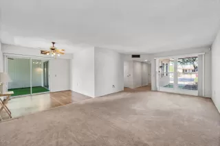 Photo #2: 6148101 Listing