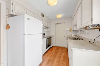 Photo #6: 6148101 Listing