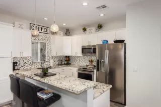 Photo #4: 6148133 Listing 