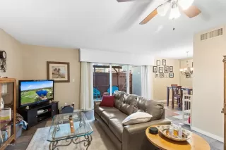 Photo #3: 6148171 Listing