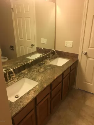 Photo #5: 6148187 Listing