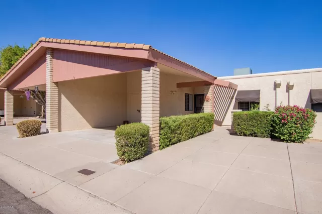 MLS: 6148246 Condo For Sale