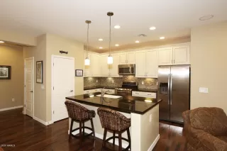 Photo #5: 6148571 Listing