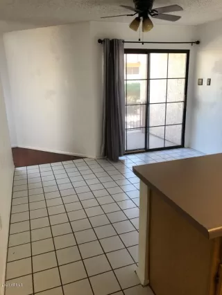 Photo #5: 6148741 Listing