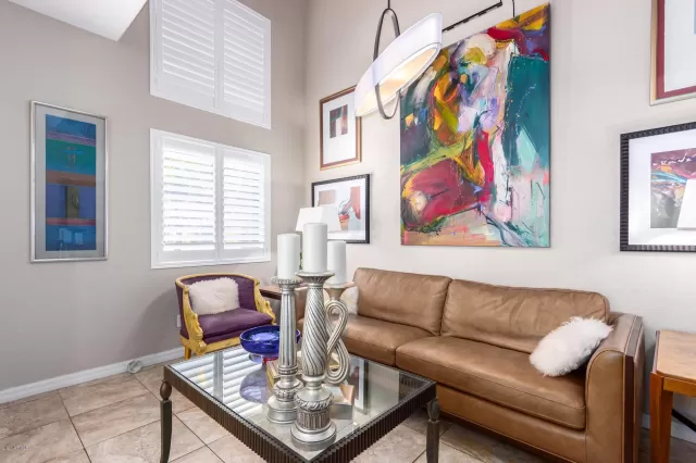 MLS: 6148784 Condo For Sale