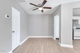 Photo #5: 6148801 Listing