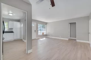 Photo #6: 6148801 Listing