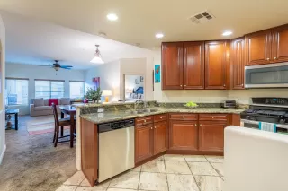 Photo #2: 6148865 Listing