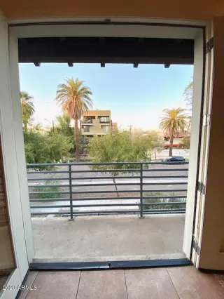 Photo #5: 6148929 Listing