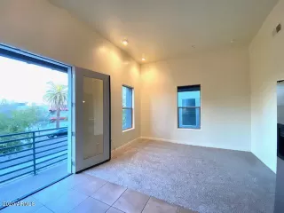 Photo #6: 6148929 Listing