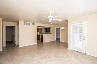 Photo #5: 6148943 Listing