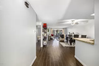 Photo #3: 6149262 Listing 