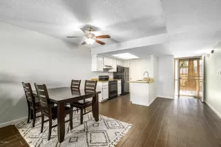 Photo #6: 6149262 Listing 