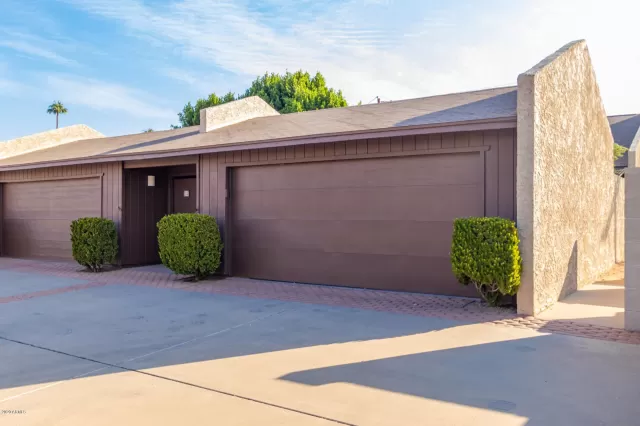 MLS: 6149385 Condo For Sale