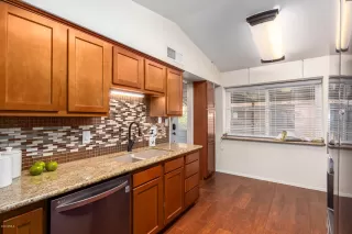 Photo #5: 6149385 Listing 