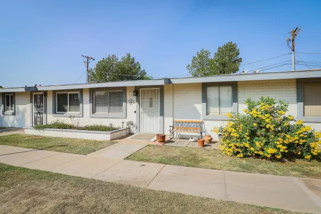 MLS: 6149409 Condo For Sale