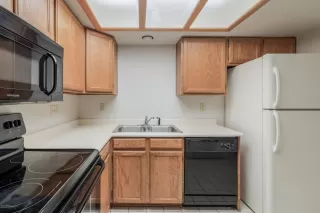 Photo #3: 6149640 Listing