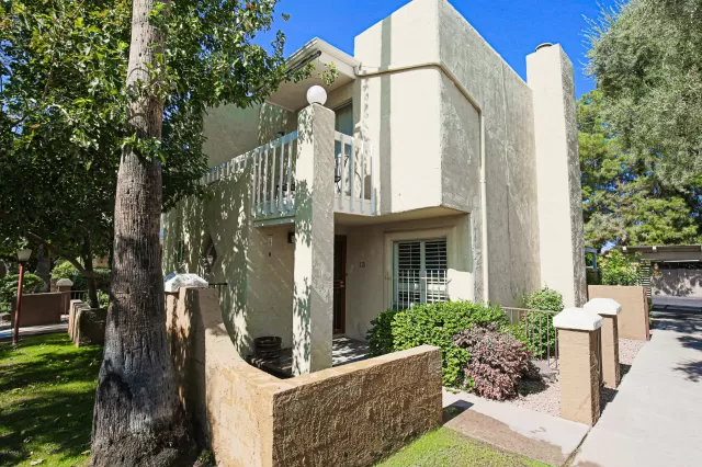 MLS: 6149838 Condo For Sale