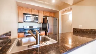 Photo #2: 6149906 Listing 