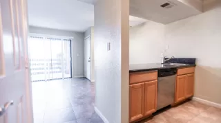 Photo #3: 6149906 Listing 