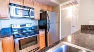 Photo #5: 6149906 Listing 