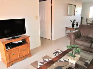 Photo #5: 6150022 Listing