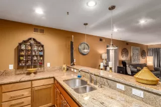 Photo #5: 6150214 Listing