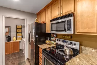 Photo #6: 6150214 Listing