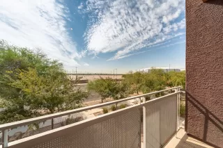 Photo #4: 6150226 Listing